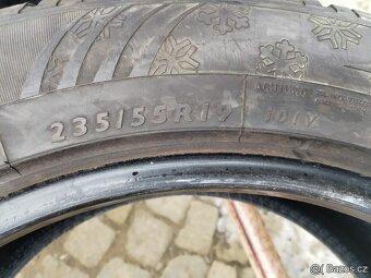 235/55/19 zimni pneu DUNLOP a CONTINENTAL 235/55 R19 - 8