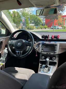 VW Passat B7 - 8