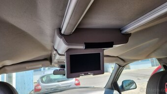 Chrysler Grand Voyager - 8