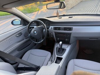 Prodám BMW e90 325ix - 8