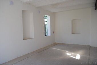 Garáž k pronájmu 42m2 Stará Ves nad Ondřejnicí - Košatka - 8