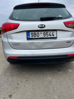 Kia Ceed - 8