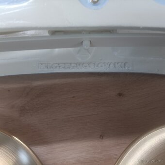 Staré kuchyňské váhy krémové - 8