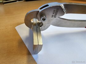 Kleště na ohýbání plechu UNIOR - 8