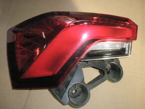 Díly ŠKODA Kamiq Tažné + Ř.j. modul + tlačítko a další díly - 8
