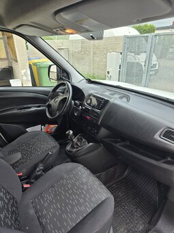 Opel Combo - 8