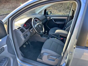 Volkswagen Touran 1.9 TDI 77kW Highline - 8