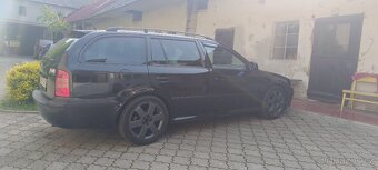 Škoda Octavia Tour Sport 2009 - 8