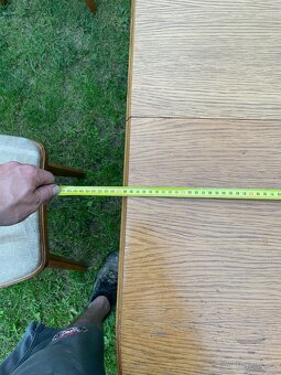 Prodám jídelní stůl se židlemi - 8