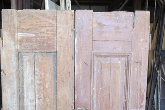 4/ Staré vchodové dveře - 8