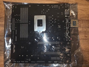 ASRock B250M Pro4 + PROCESOR ZDARMA - 8