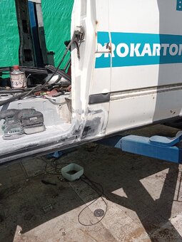 Ford Transit 101kw komplet VYVAŘENÝ - 8