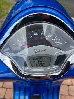 Vespa GTS Super 125 - 8