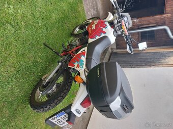 DR650R - 8