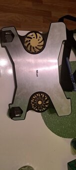 Lenovo - 8
