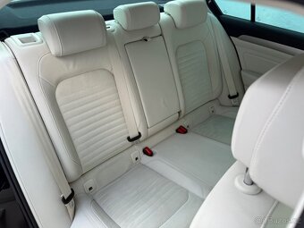 Volkswagen Passat, 2,0 TDI 110kW, ČR, 1.Maj., NAVI - 8