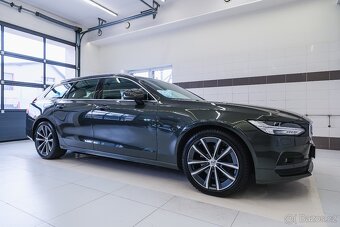 Volvo V90 2021 B4 145kW aut. Momentum Pro, Cz,DPH,Servis - 8