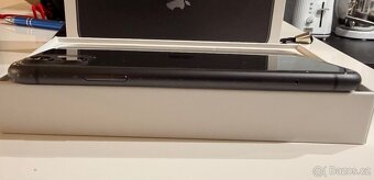 iPhone 11 64GB, baterie 100%, plně funkční - 8