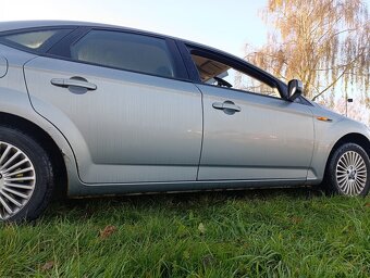 Ford Mondeo 1.8 92kw náhradní díly - 8