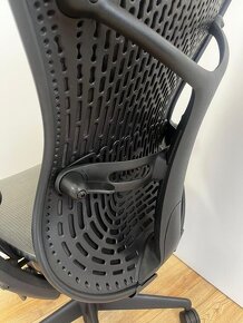 Kancelářská židle Herman Miller Mirra Full Option Butterfly - 8