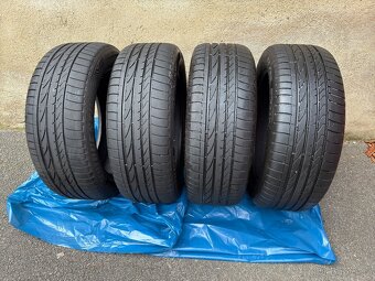Letní pneu 235/55 r19 - 8
