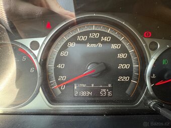 Honda CRV 2.2CTDI 4x4 - 8