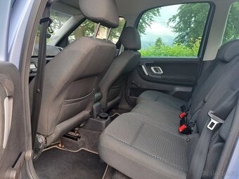 Škoda Roomster - 8