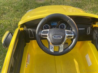 Elektrické autíčko Ford Focus - 8
