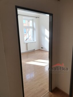 Pronájem bytu 2+1, Kasárenská, Opava - 8