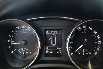 Škoda Superb Combi 1.6 TDi 77 kW, 2014 - 8