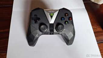 NVIDIA SHIELD TV PRO (2019) + gamepad; osobně Benešov - 8