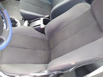 RENAULT MEGANE 1.4 16V 72kW ČR - 8