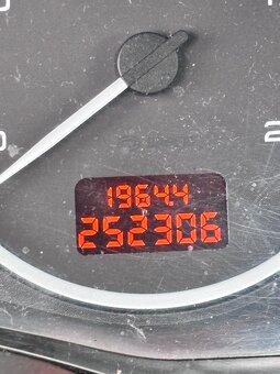 Peugeot 307 - 8