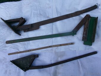 Prodám elektromotor zn.Škoda, namontován ve skříni, na 4-kol - 8