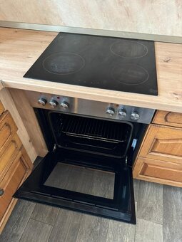 Krásná rustikální dubová linka se spotřebiči, 5447 - 8