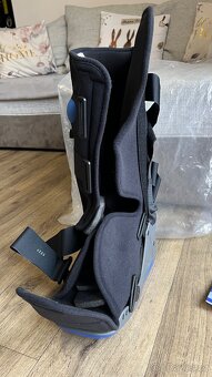 Prodám novou ortopedickou fixační botu (walker) - 8