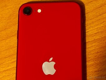 iPhone SE 128gb RED (2020) TOP stav - 8