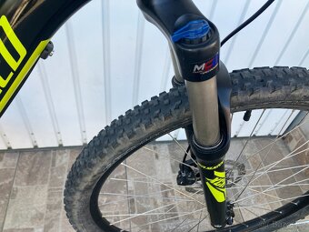 SPECIALIZED 27,5 - 8
