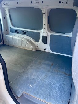 Volkswagen Caddy Maxi, 1.9tdi/77kw - 8