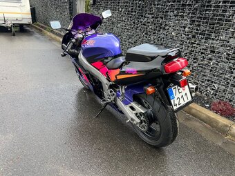 Kawasaki ZXR 750 - 8