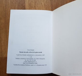 Prodám učebnici Školní slovník světových spisovatelů - 8