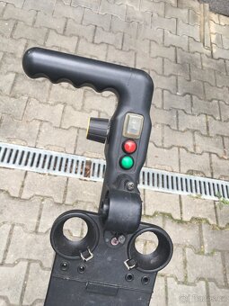 Elektrický vozík na golf Powakaddy - 8