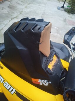 CAN-AM Renegade 800R - 8