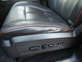 Lincoln Navigator 5,4i V8 24V Aut. LPG 7.míst 2007 - 8