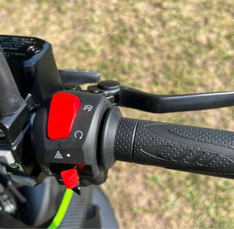 Prodám QJ MOTOR SRK 125 S - 8