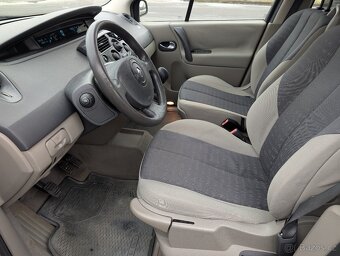 RENAULT MEGANE SCENIC 1,6i 83kW 2005 - 8