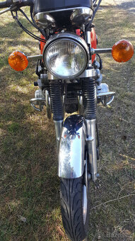 Suzuki GS750E - 8