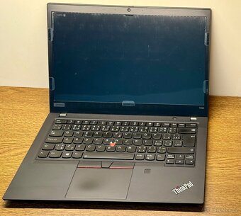 Lenovo ThinkPad T490 - i5, 16GB RAM, 240GB SSD, WIN11 PRO - 8
