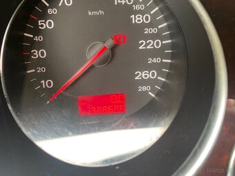 Audi A8 3.7 BFM Quattro - 8