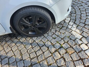 Kia cee,d - 8